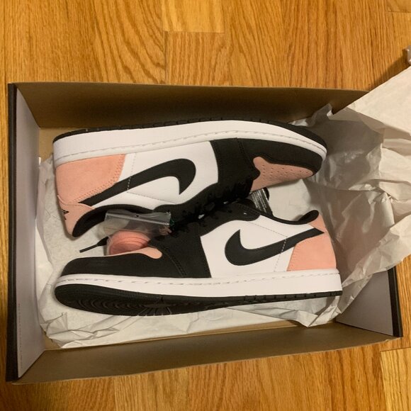 Nike Air Jordan 1 Low OG - Picture 1 of 15